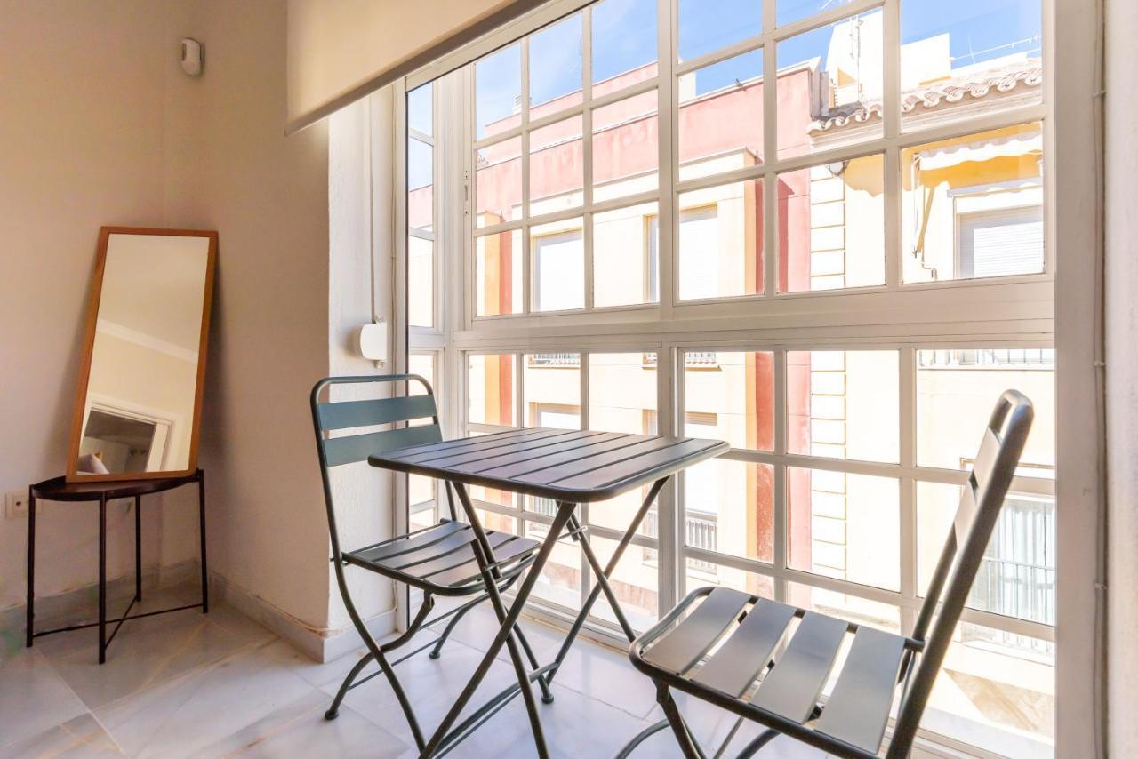 Apartamento Centrico La Victoria Lägenhet Málaga Exteriör bild
